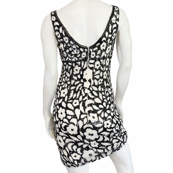 AIDAN MATTOX Black White Silk Floral Sequin Cocktail Tank Mini Dress - Picture 4 of 6